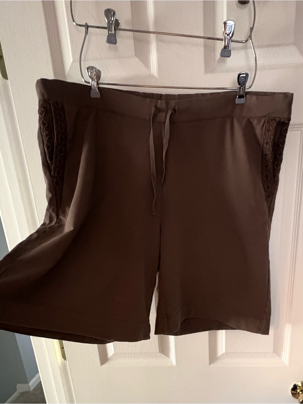 J. Jill Brown Elastic-Waist Drawstring Shorts